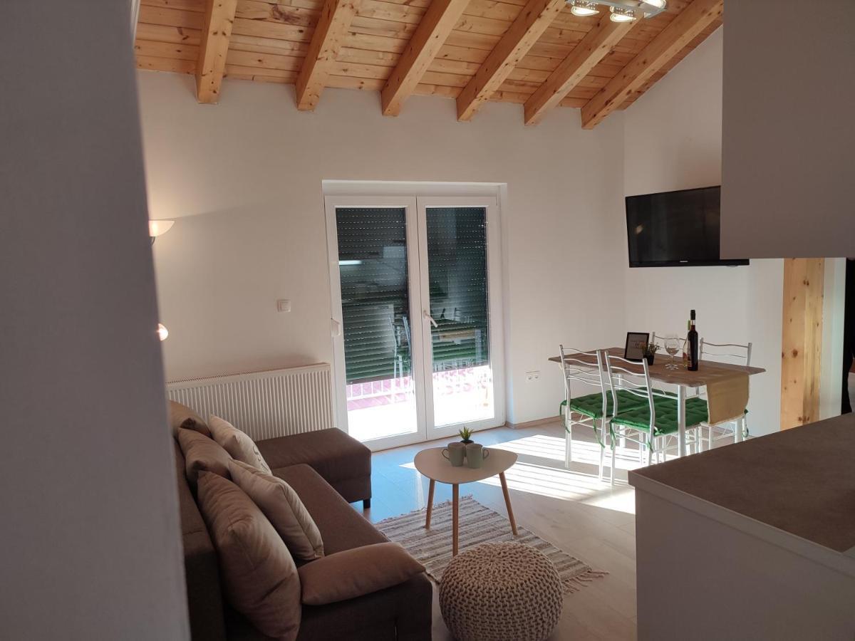 Apartments Pulic สกราดิน ภายนอก รูปภาพ